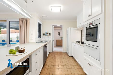 Property photo of 1 Peachwood Place Croydon Hills VIC 3136