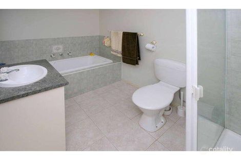 Property photo of 16 Elinda Place Reservoir VIC 3073