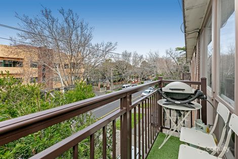 14/2 Dickens St, Elwood, VIC 3184