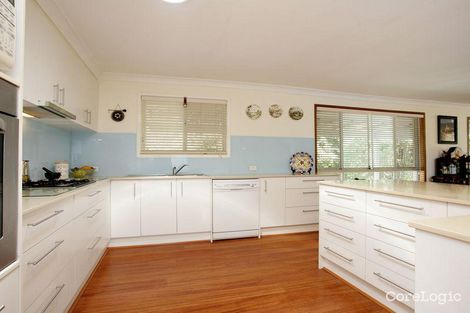 Property photo of 28 Ferny Fairway Burleigh Waters QLD 4220