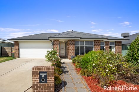6 Wollemi St, Forest Hill, NSW 2651