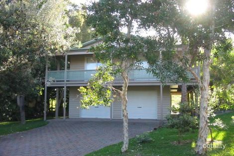 13 Ampat Pl, Blueys Beach, NSW 2428