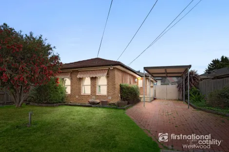 Property photo of 10 Mount Eagle Way Wyndham Vale VIC 3024