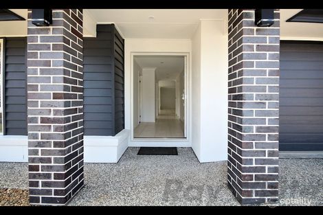 Property photo of 20 Johnstone Place Riverview QLD 4303
