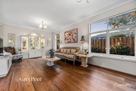 Property photo of 2/32 Burke Road Malvern East VIC 3145