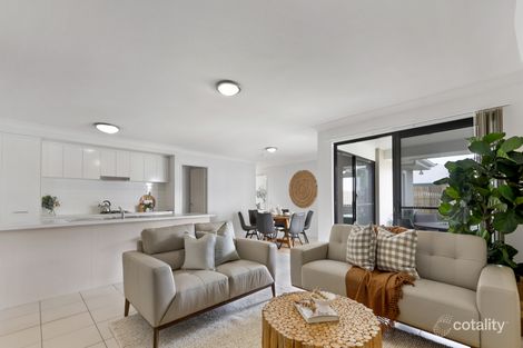 8 Sonoran St, Rural View, QLD 4740