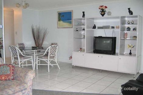 Property photo of 2/325 Esplanade Scarness QLD 4655