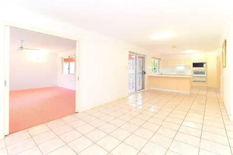 Property photo of 6 Darling Close Calamvale QLD 4116