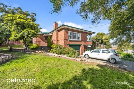 Property photo of 5 Lowanna Road Lindisfarne TAS 7015