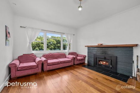 Property photo of 5 Lowanna Road Lindisfarne TAS 7015