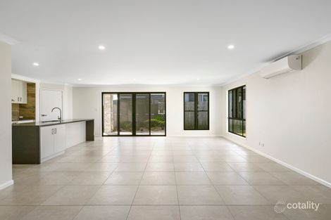 Property photo of 1 Amelia Court Highfields QLD 4352
