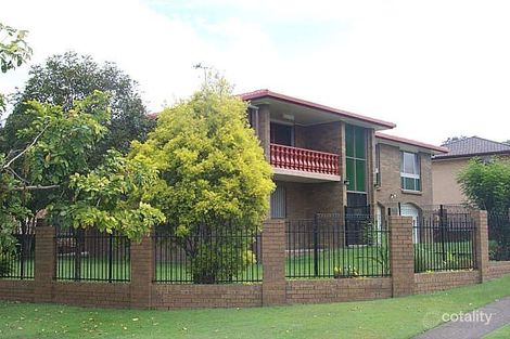 1 Edred St, Carindale, QLD 4152