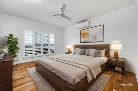 Property photo of 13 Cashell Crescent Bushland Beach QLD 4818