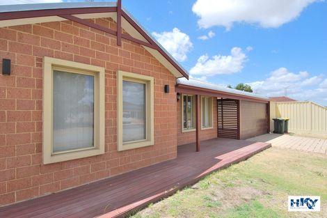 36 Portland Mews, Bennett Springs, WA 6063