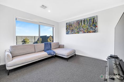 Property photo of 4 Sonder Avenue Werribee VIC 3030