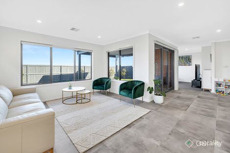 Property photo of 4 Sonder Avenue Werribee VIC 3030