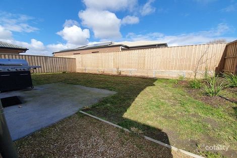 Property photo of 29 Oakman Way Hampton Park VIC 3976