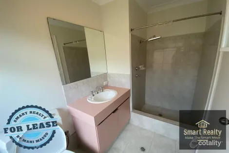 Property photo of 10 Honeyeater Glade Huntingdale WA 6110