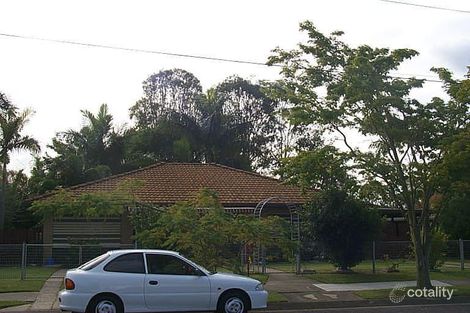 9 Chambery Rd, Petrie, QLD 4502