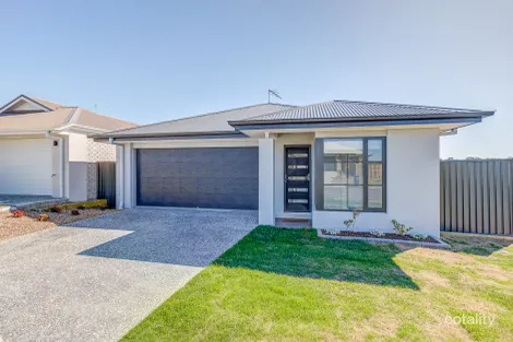 1 Haystack Cl, Park Ridge, QLD 4125