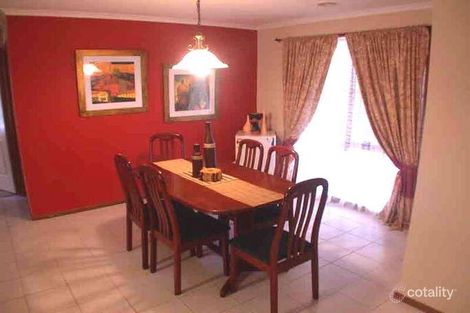 Property photo of 3 Elandra Way Cranbourne West VIC 3977