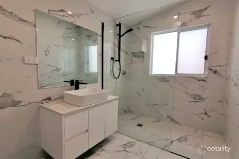 Property photo of 10 Patrick Street Box Hill North VIC 3129