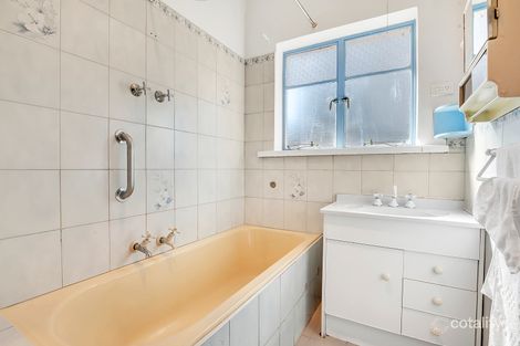 Property photo of 4 Hosken Street Reservoir VIC 3073