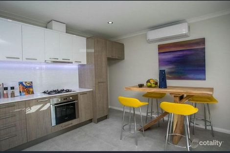Property photo of 1/19 Ilumba Way Nollamara WA 6061