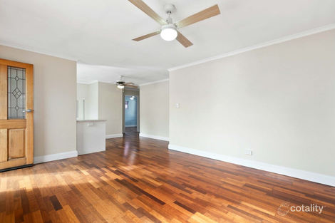 Property photo of 15 White Street Point Vernon QLD 4655