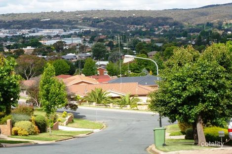 Property photo of 11 Rowley Place Crestwood NSW 2620