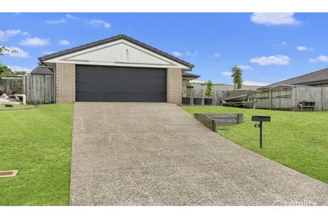 24 Grassdale Cres, Morayfield, QLD 4506