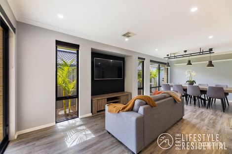 Property photo of 25 Wallaby Road Banksia Grove WA 6031