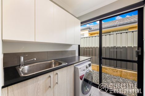Property photo of 25 Wallaby Road Banksia Grove WA 6031