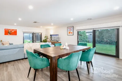 Property photo of 44 Cimmaron Way Kialla VIC 3631