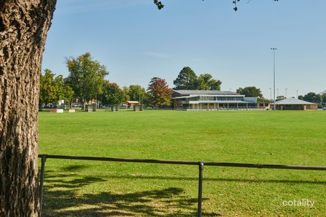 2/60 Caldwell St, Heathcote, VIC 3523