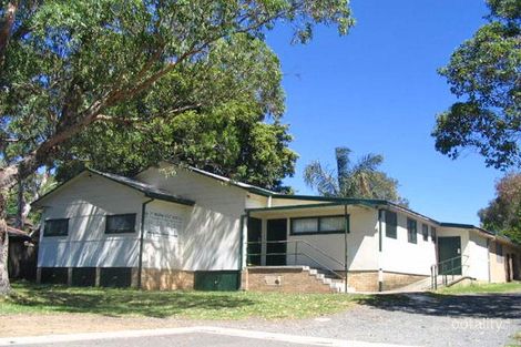 2 Amiens Ave, Engadine, NSW 2233