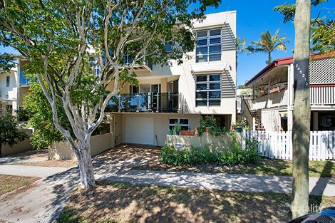 37 Barnes Ave, Coorparoo, QLD 4151