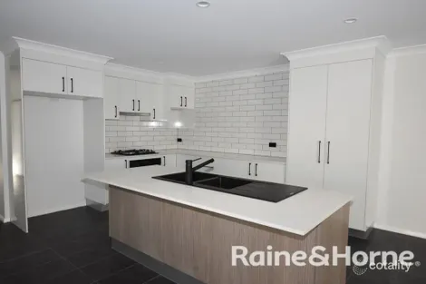 Property photo of 11 Young Street Orange NSW 2800