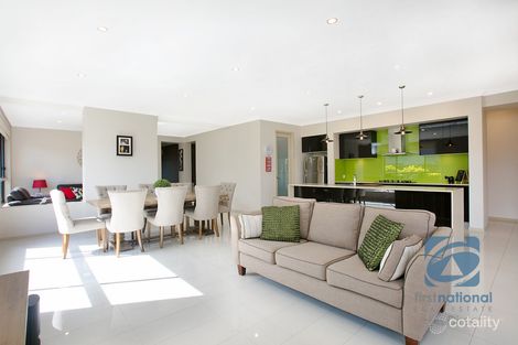 Property photo of 11 Shearer Place Colebee NSW 2761