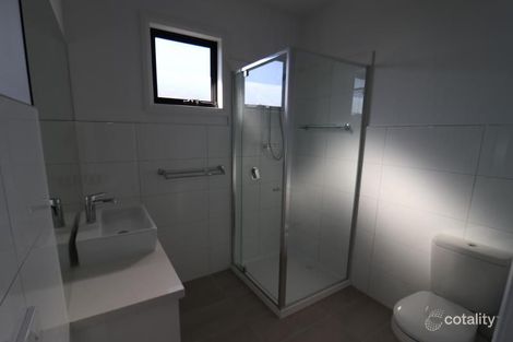 Property photo of 2/27-29 Loddon Avenue Reservoir VIC 3073