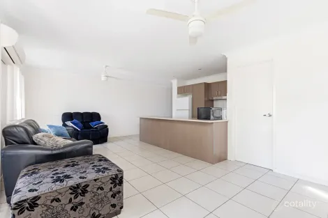 Property photo of 3/6 Sullivan Street Emerald QLD 4720