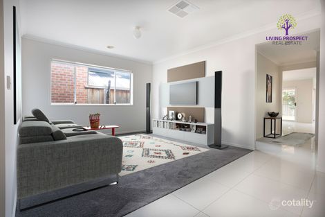 Property photo of 25 Surrey Grove Point Cook VIC 3030