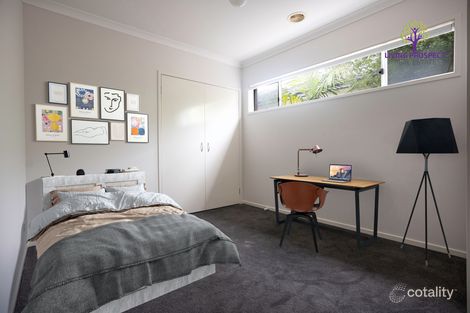 Property photo of 25 Surrey Grove Point Cook VIC 3030
