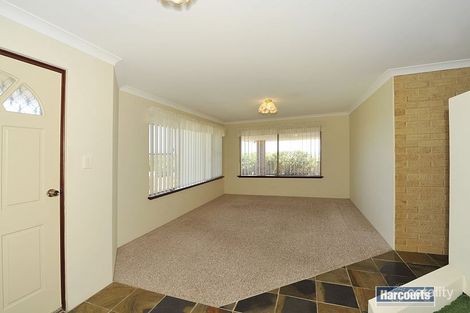 Property photo of 15 Jacana Way Halls Head WA 6210