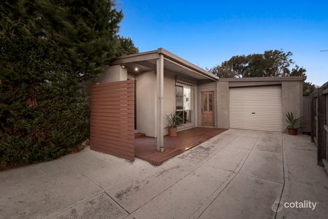 Property photo of 10 Andrew Place Mornington VIC 3931