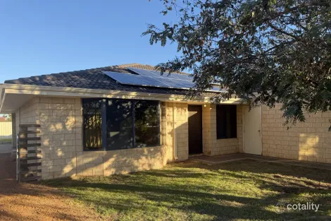 4 Half Moon Dr, Waggrakine, WA 6530