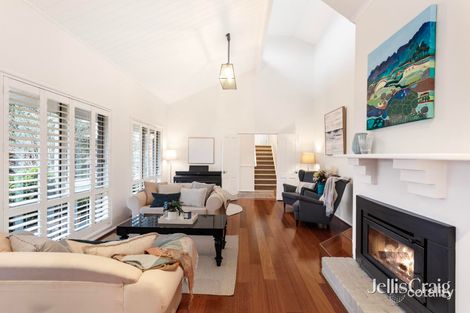 Property photo of 19 Hillcrest Court Donvale VIC 3111