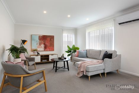 Property photo of 3 Lysterfield Walk Manor Lakes VIC 3024