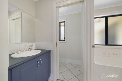 Property photo of 1 Stringybark Drive Jerrabomberra NSW 2619