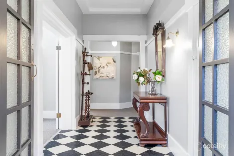 Property photo of 2 Hillside Crescent Epping NSW 2121